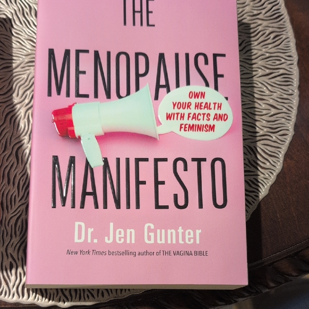 ☘️3/$33 The Menopause Manifesto by Dr. Jen Gunter - Pink Cover☘️ 3 for $33 ☘️